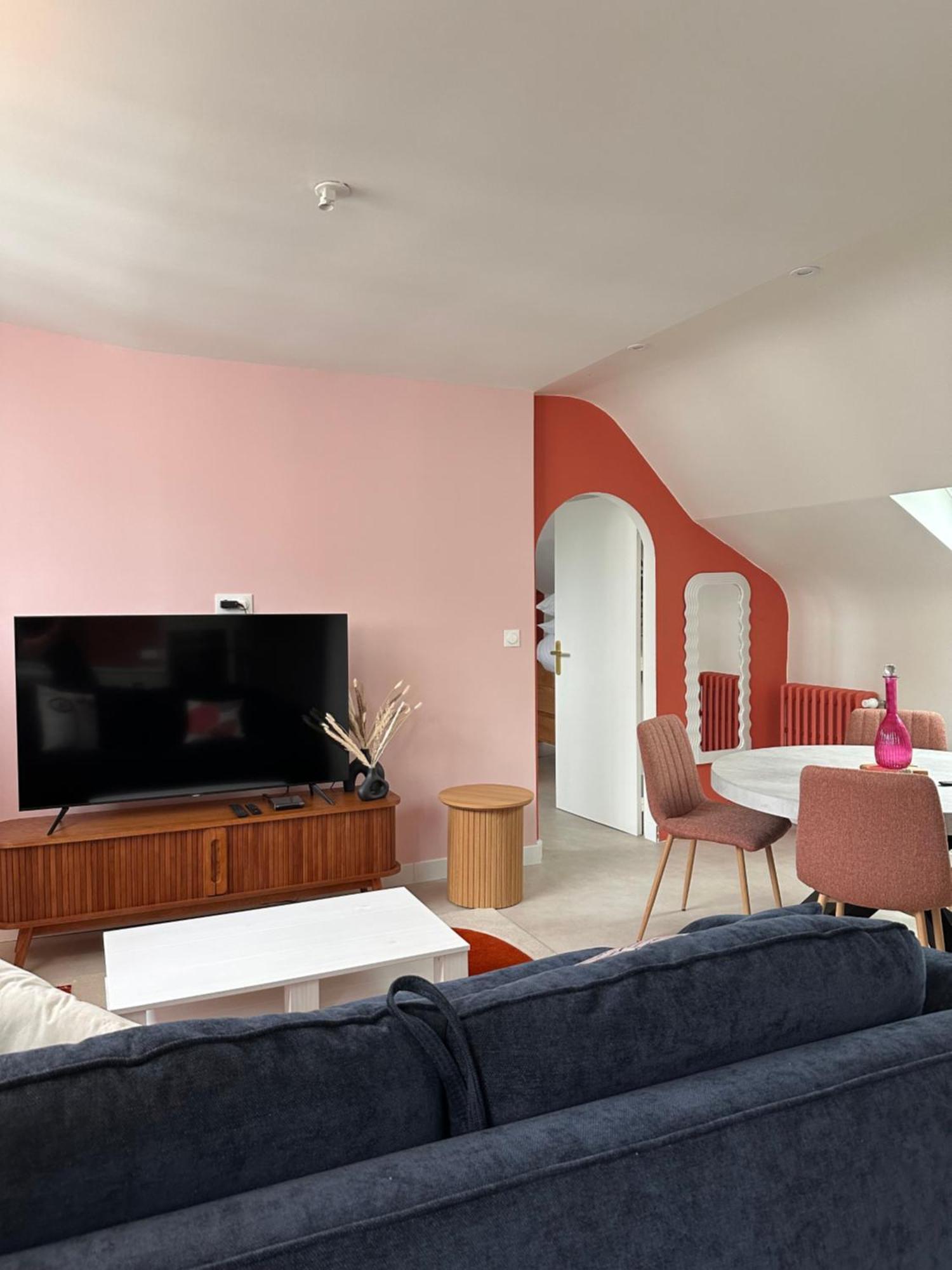 Grand Appartement Ultra Moderne Plein Centre, Plage A Pieds, Avec Parking كونكارنو المظهر الخارجي الصورة